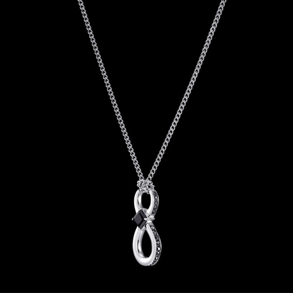 Swarovski pendant in silver - Picture 2 of 2